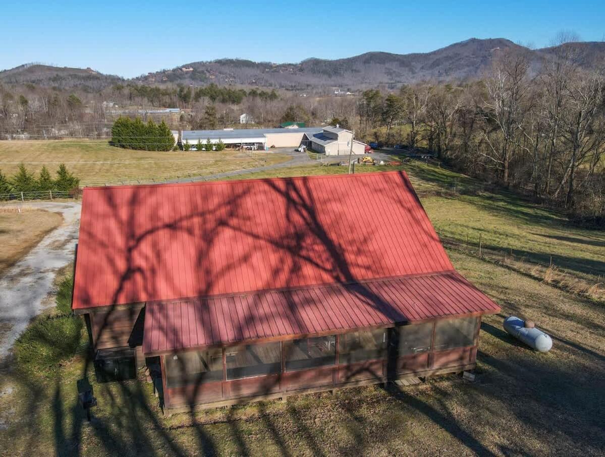Beautiful View! Log Cabin,Fireplace,Hot Tub,Arcade,Pool,Fishing Sevierville Esterno foto
